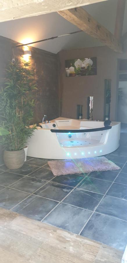 Authentic Wellnesshoeve Hansbeke Екстер'єр фото